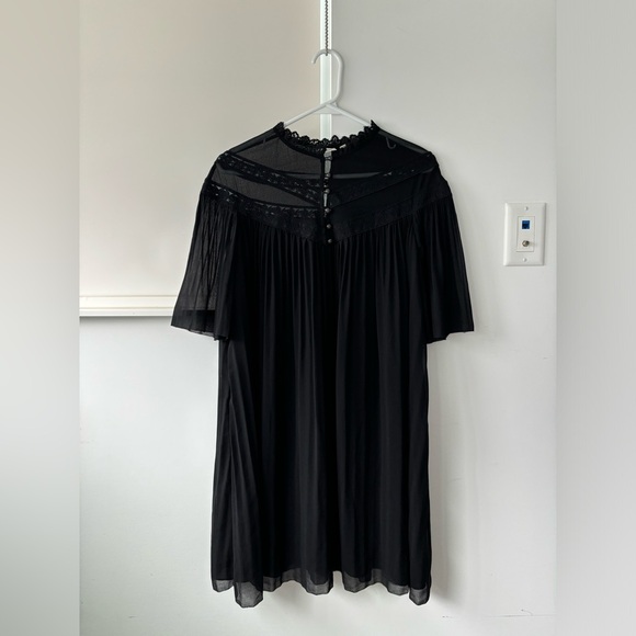 Aritzia wilfred black bohemian/vintage vibe black dress - xs - Picture 1 of 3